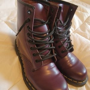 Dr Martens 1460 vintage rare 8-eye Purple boots Size 7